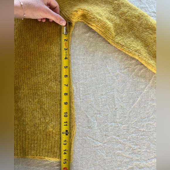 Alpaca wool sweater - Picture 8 of 9